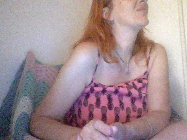 Live sex webcam photo for MssAngela #291935437