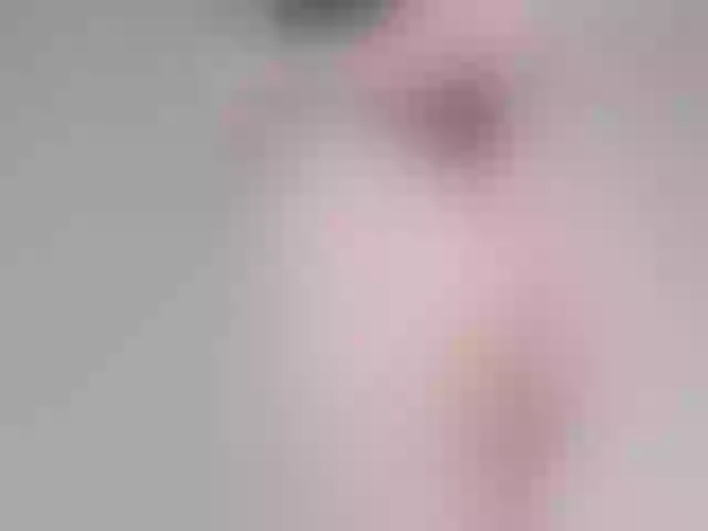 Live sex webcam photo for MuaMuaMary11 #273900399