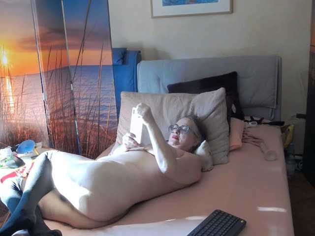 Live sex webcam photo for MucMilf59 #271733649