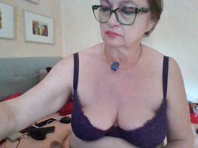 Live sex webcam photo for MucMilf59 #273967912