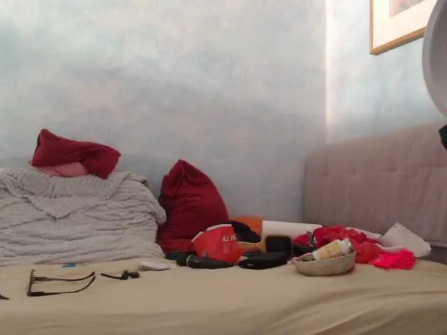 Live sex webcam photo for MucMilf59 #276030687