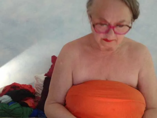 Live sex webcam photo for MucMilf59 #276128537