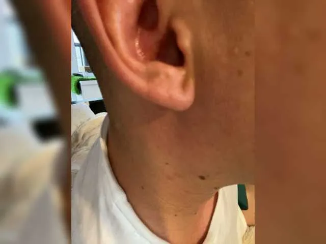 Live sex webcam photo for Mudryy-yevrey #275536313