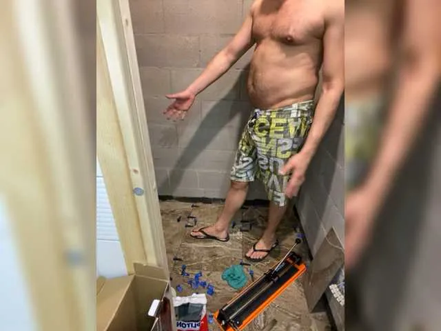 Live sex webcam photo for Mudryy-yevrey #275642078