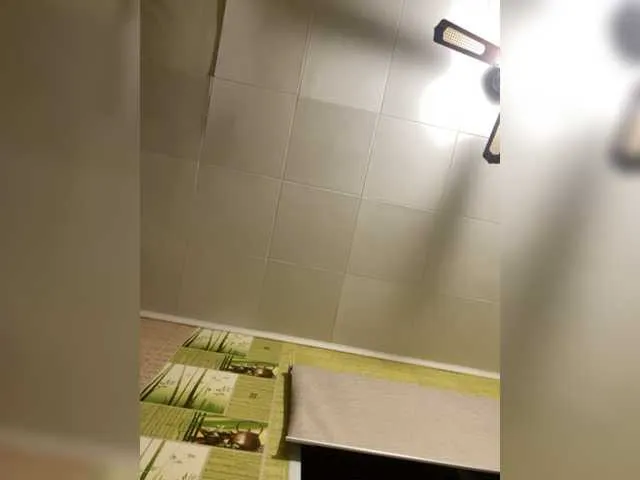 Live sex webcam photo for Mudryy-yevrey #275736182