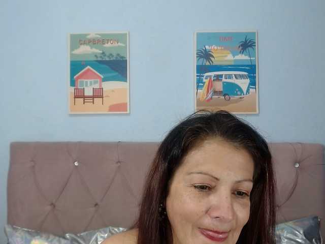 Live sex webcam photo for Mulansexy01 #284345857