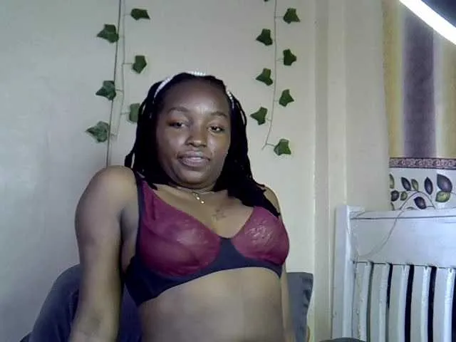 Live sex webcam photo for Mullaqueen #290367419