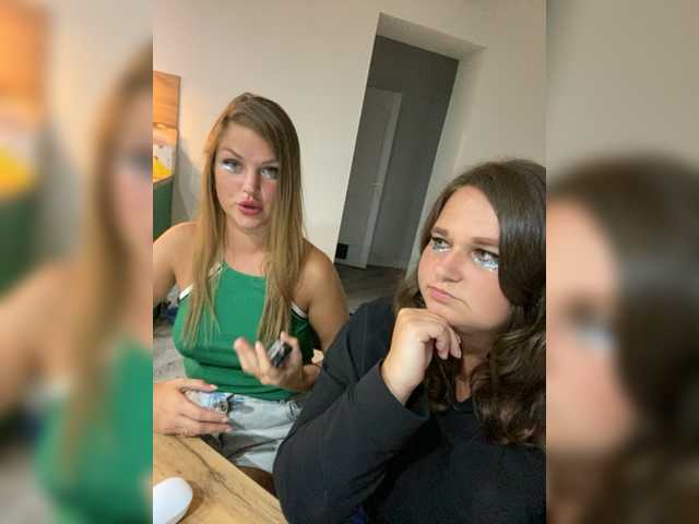 Live sex webcam photo for Multitabs3 #275622213