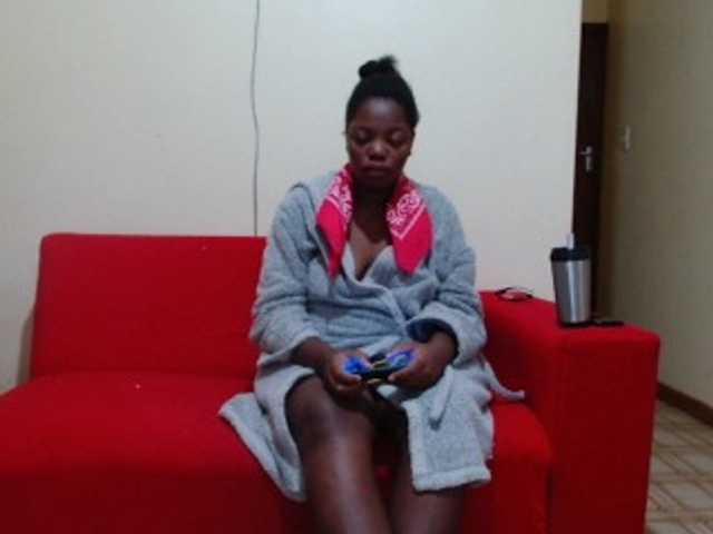 Live sex webcam photo for Munchie963 #273955387