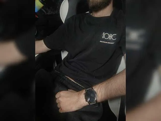 Live sex webcam photo for MuraGreek #277680427