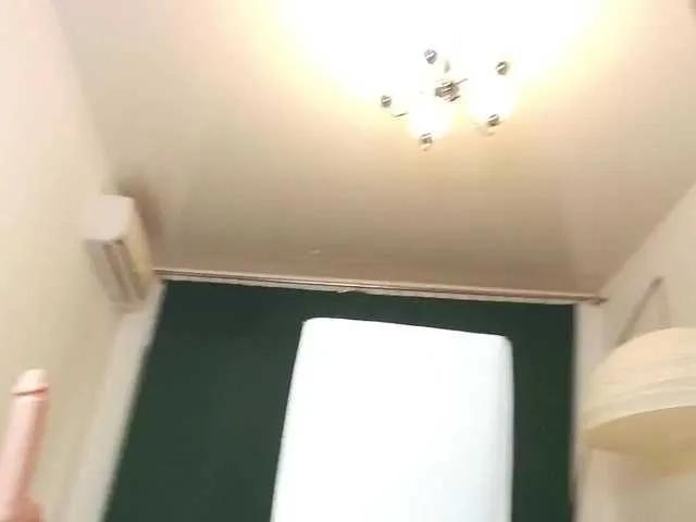 Live sex webcam photo for MuraSang #273876388