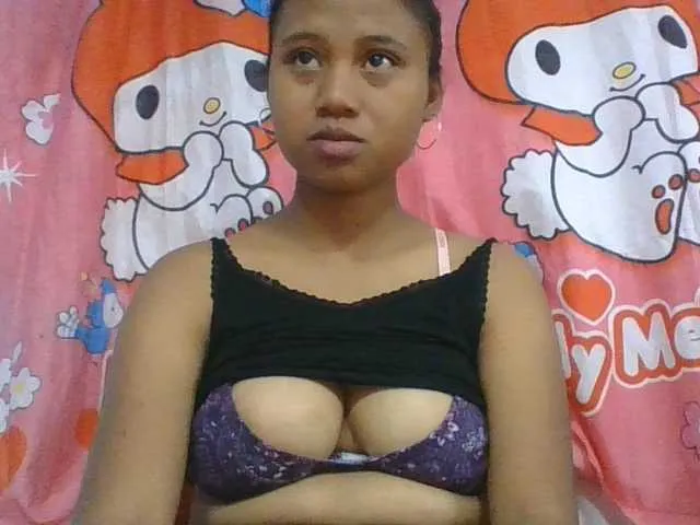 Live sex webcam photo for Murellah1a #293899218