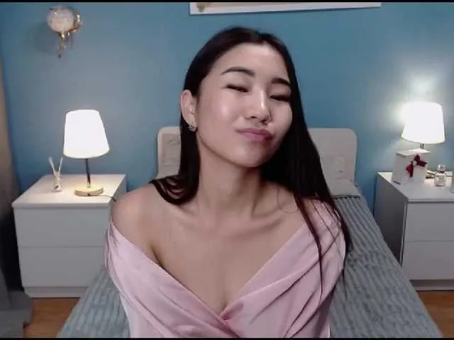 Live sex webcam photo for MuriHaya #273031482