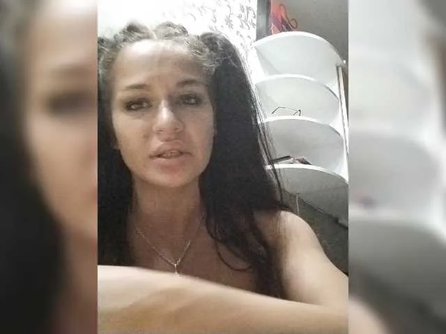 Live sex webcam photo for Murti123 #277719387