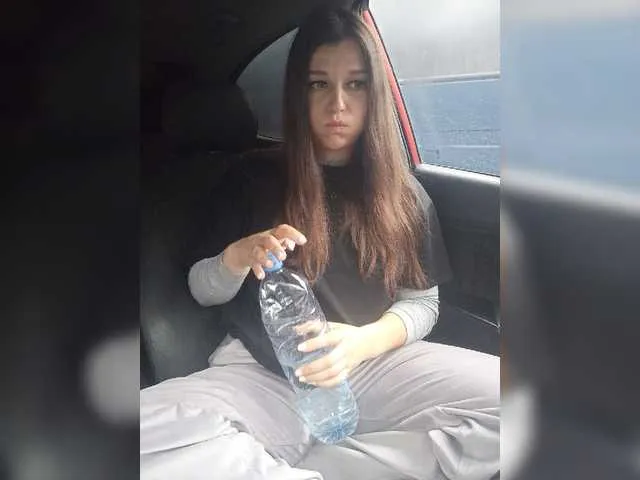 Live sex webcam photo for Mussypussy222 #276440379