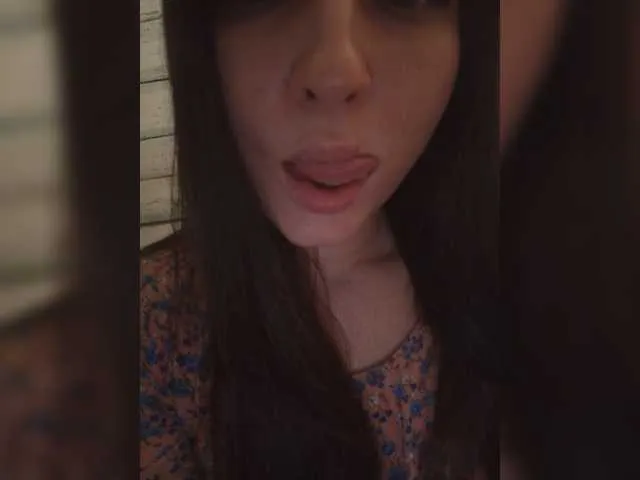 Live sex webcam photo for Mussypussy222 #277733879