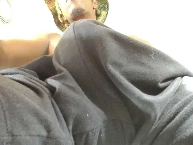 Live sex webcam photo for Mustafa-aku #277439526