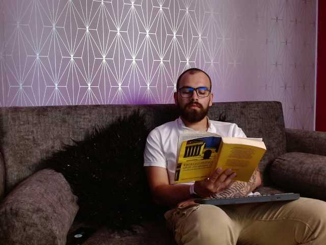 Live sex webcam photo for MustafaZekki #275944781