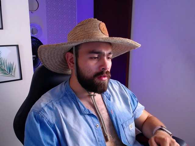 Live sex webcam photo for MustafaZekki #275953897