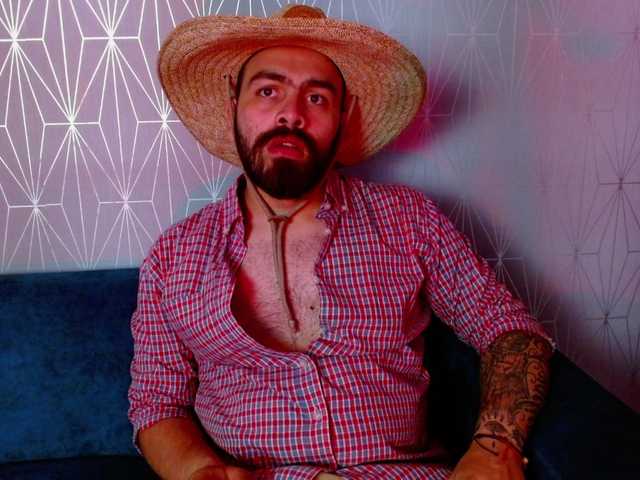 Live sex webcam photo for MustafaZekki #276215068