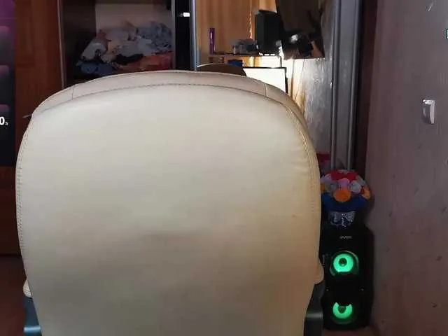 Live sex webcam photo for Muza-Love #276815803