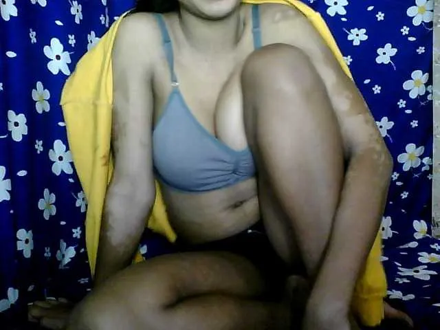 Live sex webcam photo for My-chat #273604514