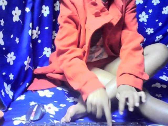 Live sex webcam photo for My-chat #274034450