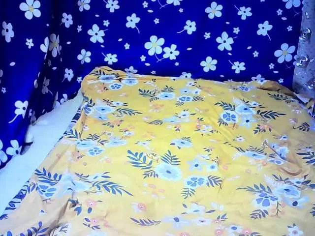 Live sex webcam photo for My-chat #274300971