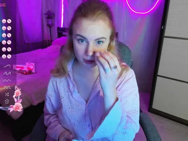 Live sex webcam photo for My-cute-girl #290977807