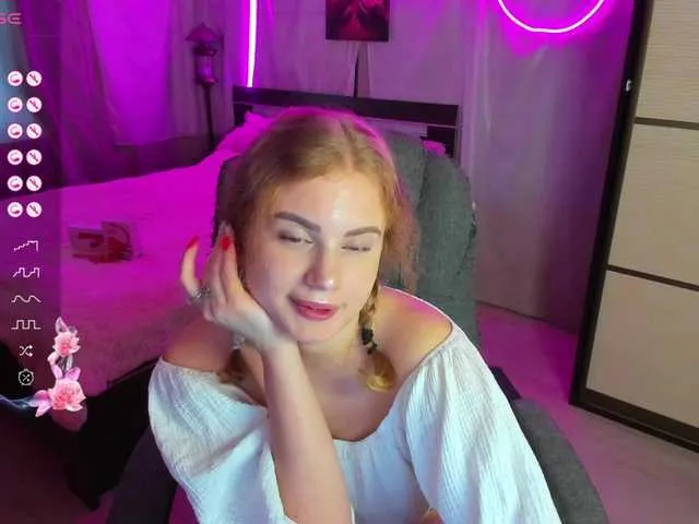 Live sex webcam photo for My-cute-girl #291028692