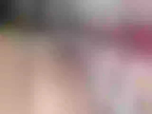 Live sex webcam photo for My-love33 #275761922