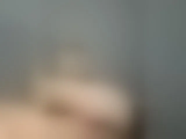 Live sex webcam photo for My-love33 #276287207