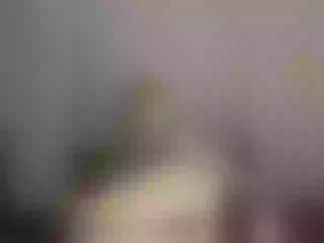 Live sex webcam photo for My-love33 #277370702