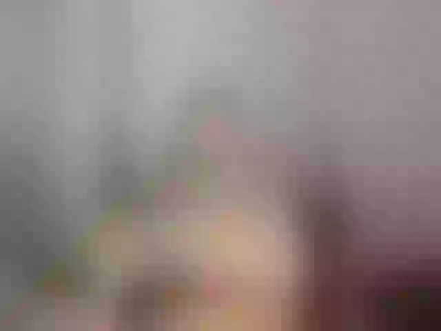 Live sex webcam photo for My-love33 #278110596