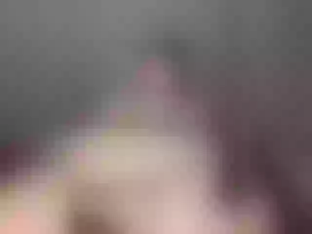 Live sex webcam photo for My-love33 #290186491