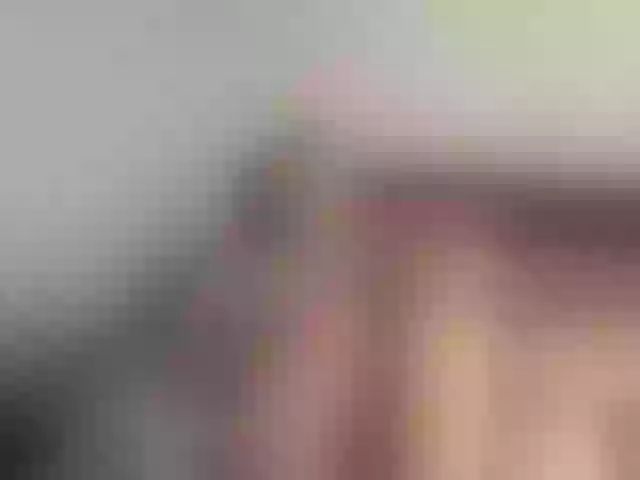 Live sex webcam photo for My-love33 #290473495
