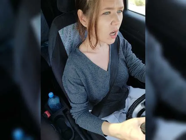 Live sex webcam photo for MyLittlegi #274572454