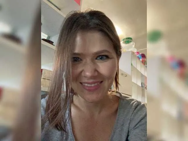 Live sex webcam photo for MyLittlegi #274613341