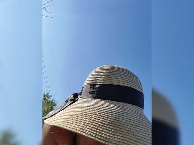 Live sex webcam photo for MyLittlegi #276129088