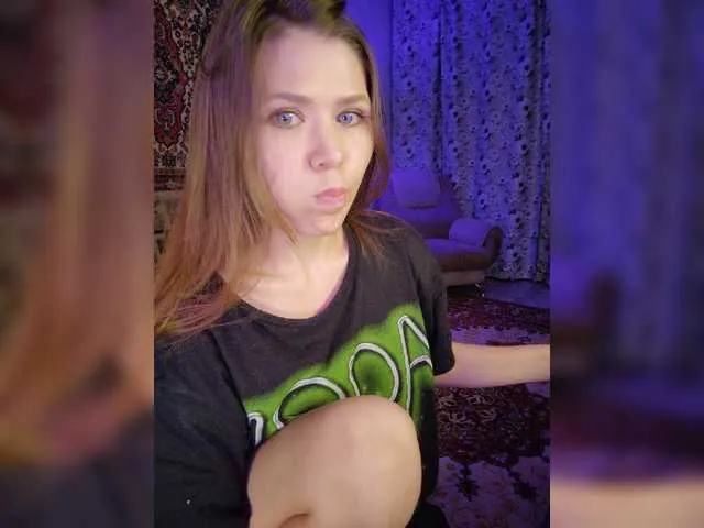 Live sex webcam photo for MyLittlegi #276824759