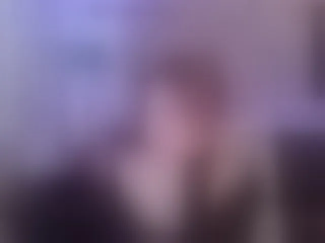 Live sex webcam photo for MyLittlegi #293397427