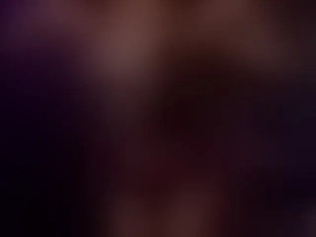 Live sex webcam photo for MyLittlegi #293462103