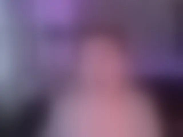 Live sex webcam photo for MyLittlegi #293710409