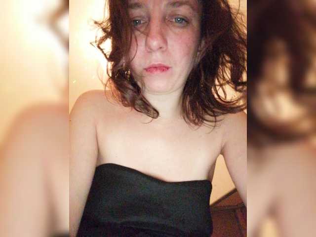 Live sex webcam photo for MyMariannaa #272479678