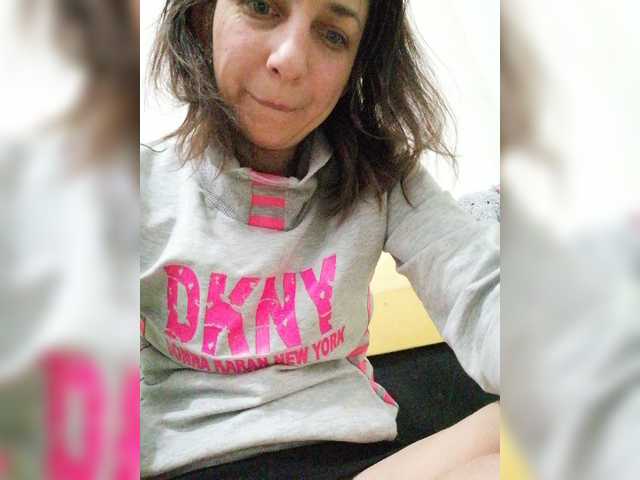 Live sex webcam photo for MyMariannaa #272665257