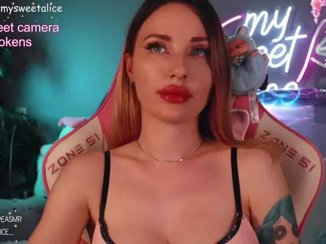 Live sex webcam photo for MySweetAlice #291641666