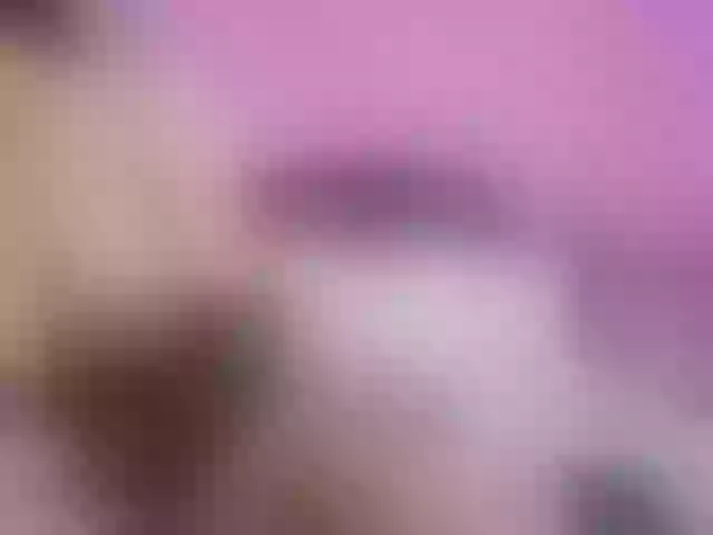 Live sex webcam photo for MyaJensonn #290132695