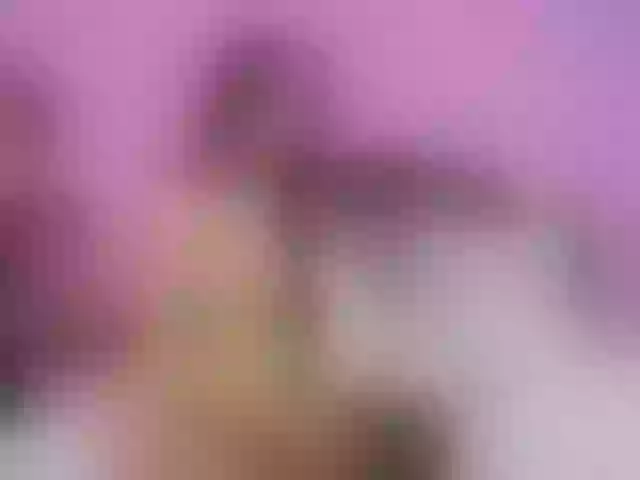 Live sex webcam photo for MyaJensonn #290322265