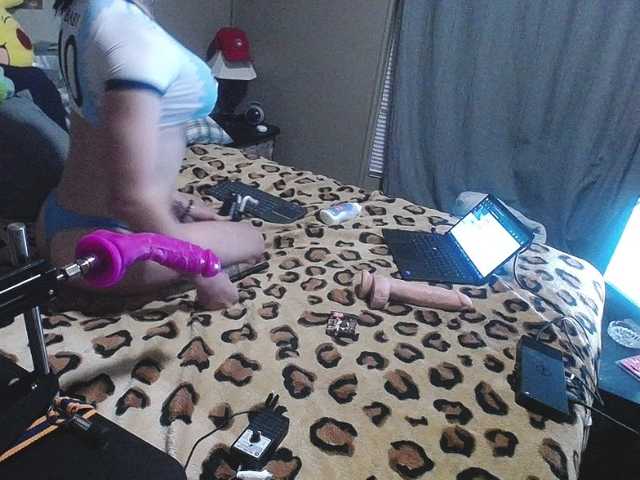 Live sex webcam photo for MyaSparkz #290531314