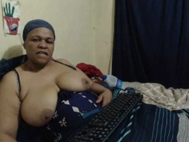 Live sex webcam photo for Mydreamgirrl #275986956